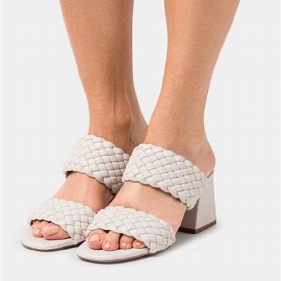 ❤️Steve Madden❤️ Daphnee Block Heels - Picture 2 of 10